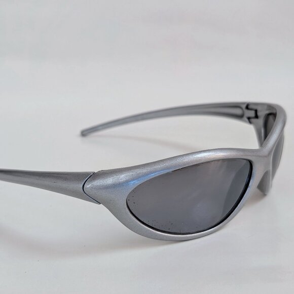NWT Vintage 90's PC Rectangle Sporty Sunglasses (S. Silver) - Picture 2 of 5
